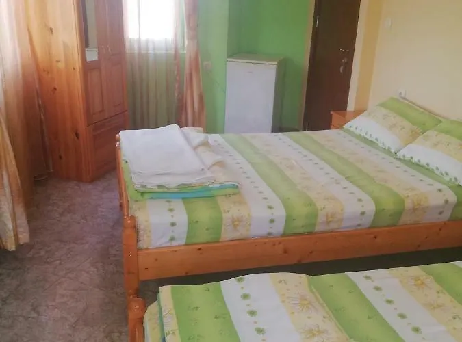 בית הארחה Къща Мариела סינמורץ