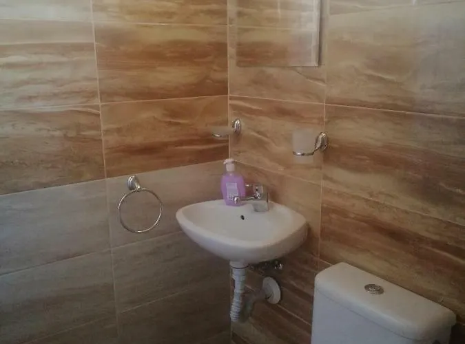 בית הארחה Къща Мариела סינמורץ