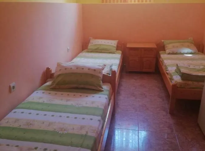 Guest house Къща Мариела Sinemoretz